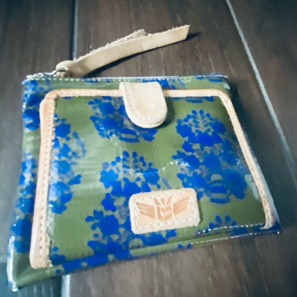 Consuela bag set with wallet! Large tote , shopper tote and wallet !